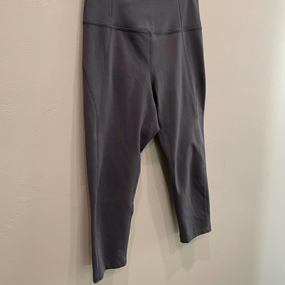 Girlfriend Collective High-Rise Gray Crop Leggings - Size: Small - Picture 7 of 10